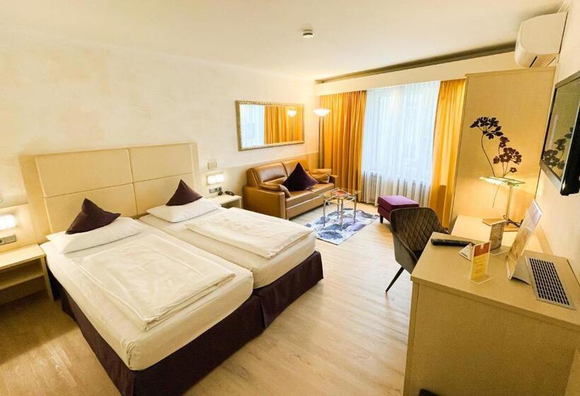 اتاق سوپریور, City Hotel Ost Am Kö