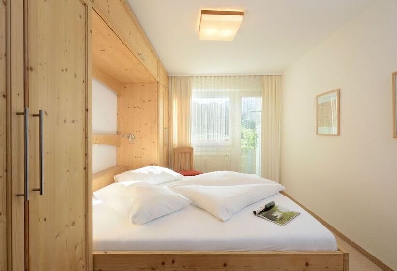 شقة بريميوم غرفة نوم واحدة مزودة بشُرفة, Die Gams  Resort