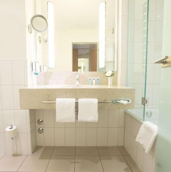 اتاق استاندارد, Dorint Hotel Würzburg