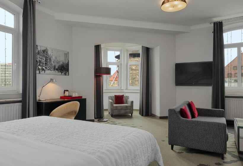 Junior Suite Cama King, Le Méridien Grand  Nuremberg