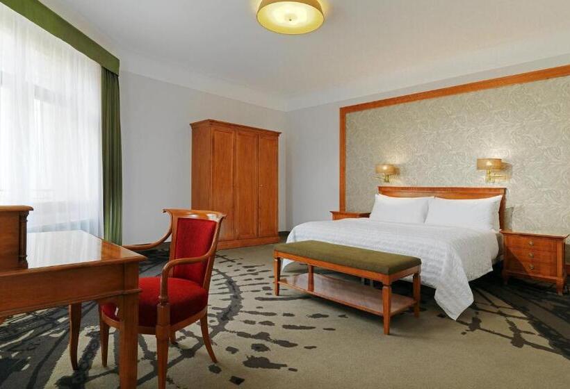 Business Suite Kingsize Bett, Le Méridien Grand  Nuremberg