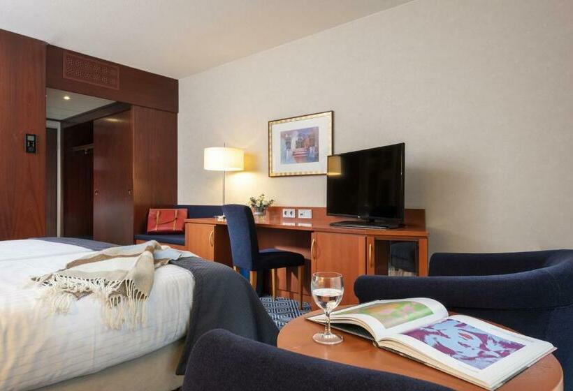 اتاق کلاسیک, Maritim Hotel Würzburg