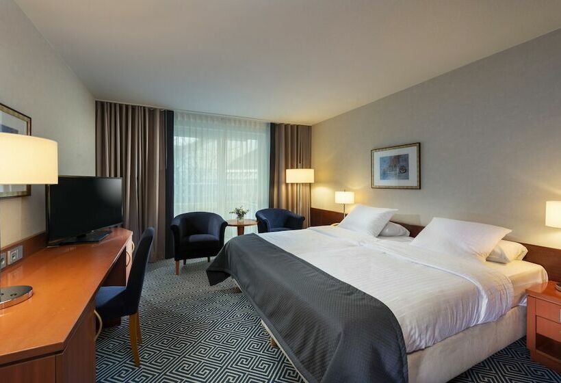 اتاق کلاسیک, Maritim Hotel Würzburg