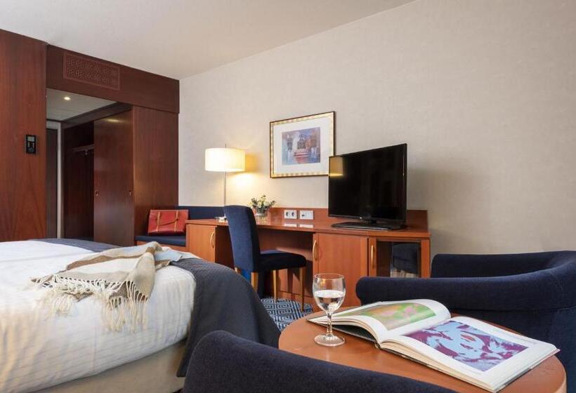 اتاق سوپریور, Maritim Hotel Würzburg