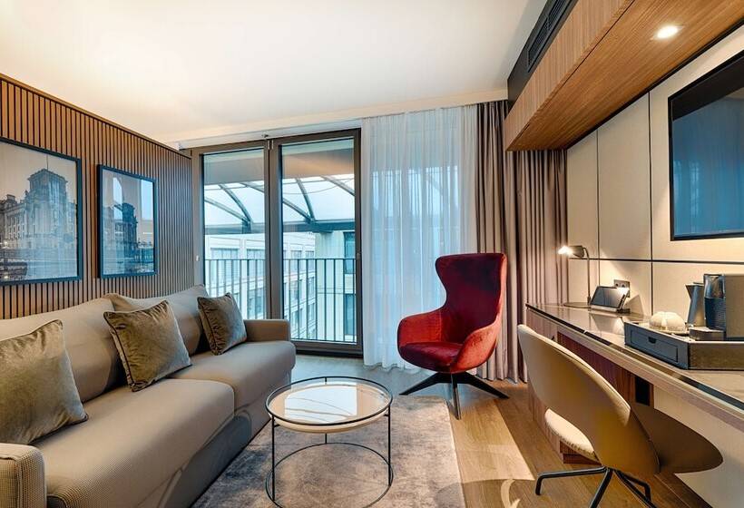 سوییت جونیور, Radisson Collection Hotel, Berlin