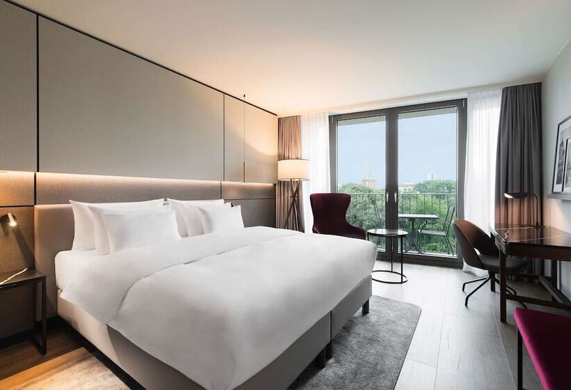 Superior Room, Radisson Collection , Berlin