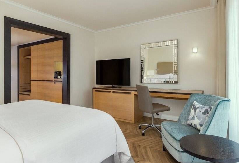 اتاق سوپریور با چشم‌انداز باغ, The Westin Grand Berlin