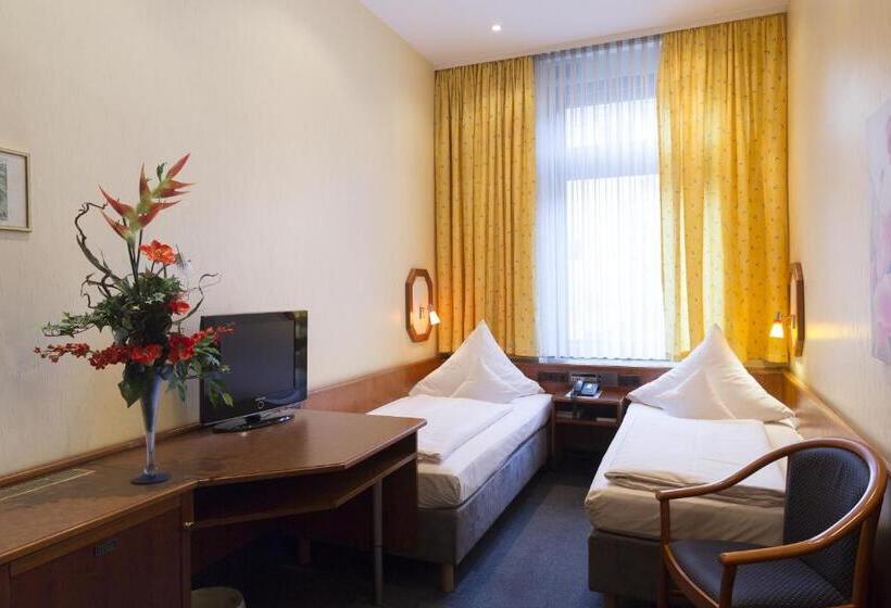 اتاق استاندارد, Top Hotel Amberger