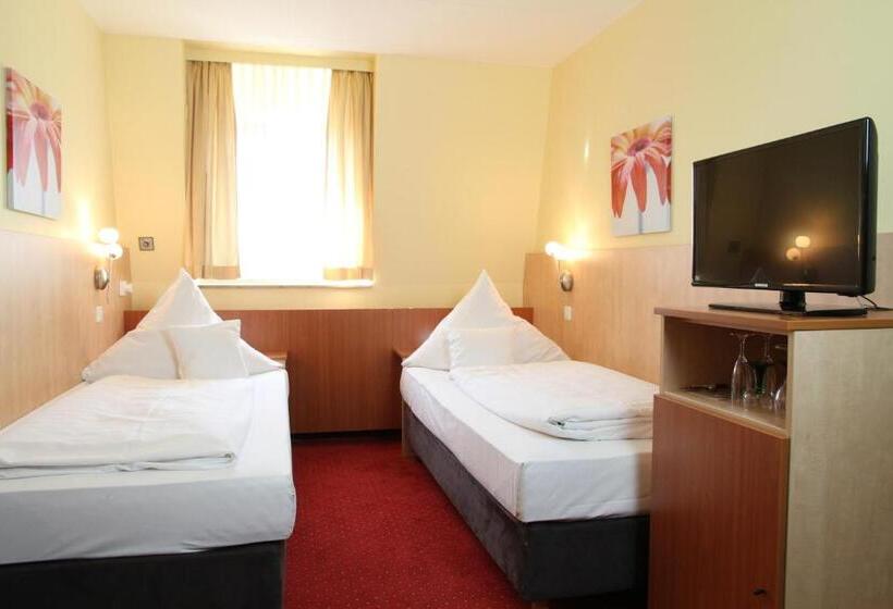 اتاق استاندارد, Top Hotel Amberger