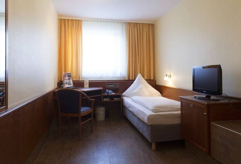 اتاق استاندارد یک نفره, Top Hotel Amberger