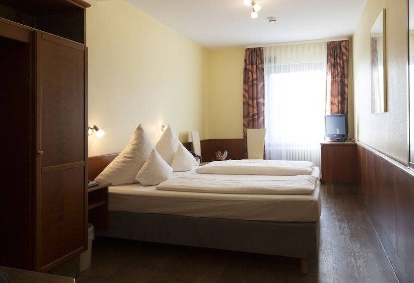 اتاق استاندارد, Top Hotel Amberger