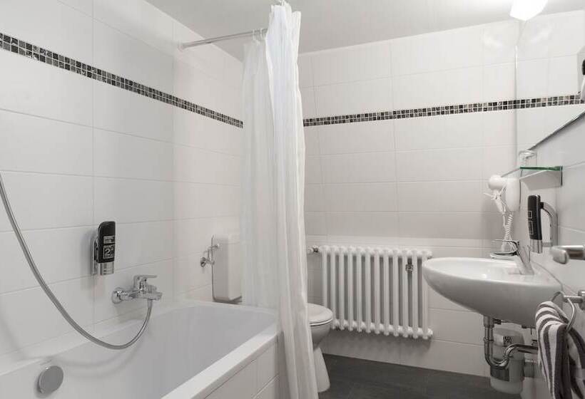 سوییت جونیور, Top Hotel Amberger