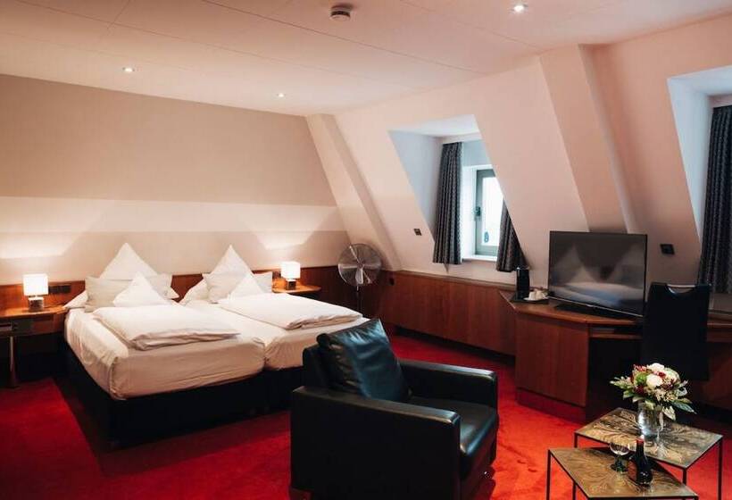 سوییت جونیور, Top Hotel Amberger