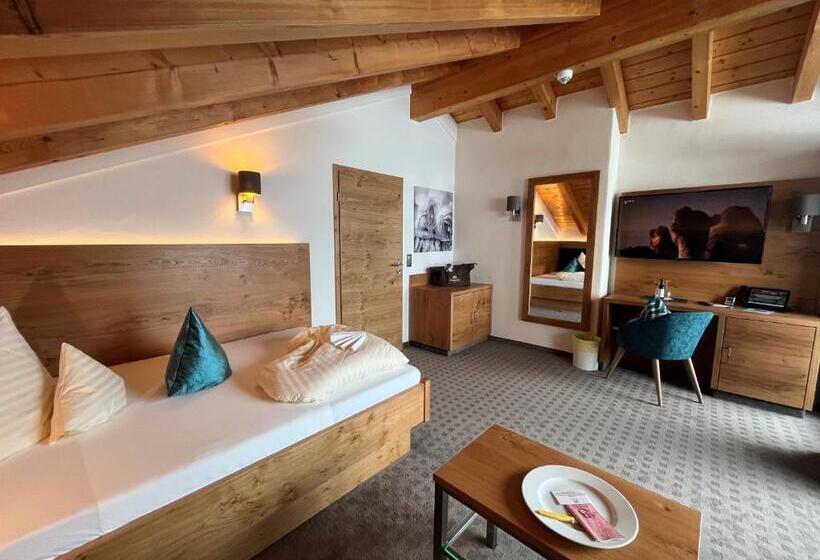 اتاق استاندارد یک تخته با بالکن, Parkhotel Burgmühle