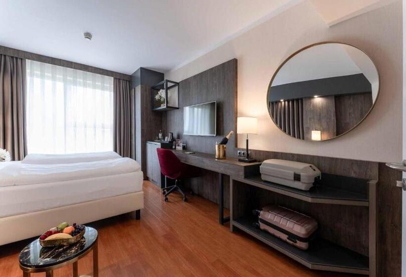 اتاق راحتی, Plaza Premium Parkhotel Neu Ulm