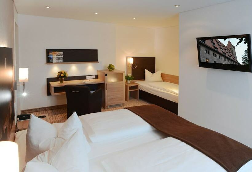 스탠다드 트리플 룸, Ringhotel Loew S Merkur