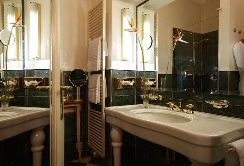 اتاق استاندارد, Romantik Hotel Das Lindner
