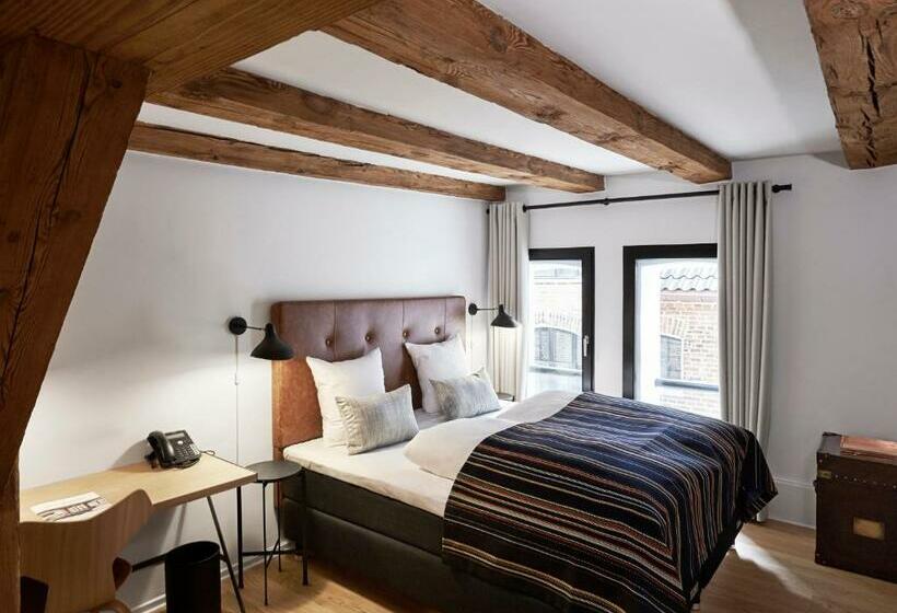 Chambre Executive, 71 Nyhavn