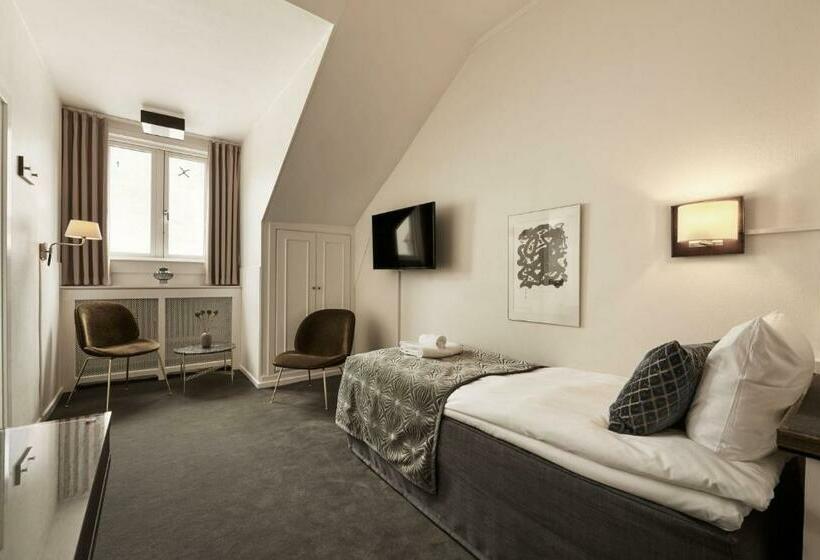 اتاق استاندارد یک نفره, Ascot