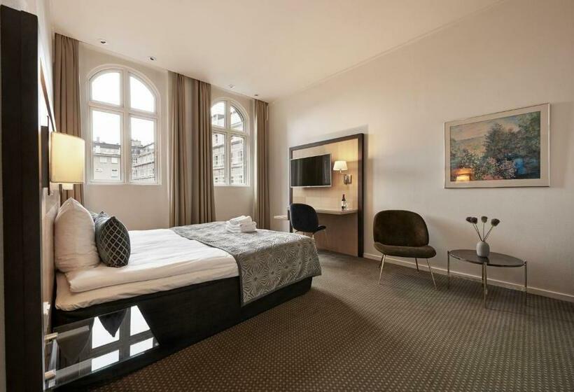 اتاق استاندارد, Ascot