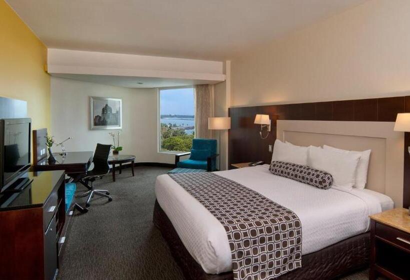 اتاق لوکس, Crowne Plaza Santo Domingo, An Ihg