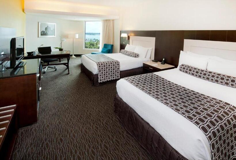 اتاق استاندارد با 2 تخت دوبل, Crowne Plaza Santo Domingo, An Ihg