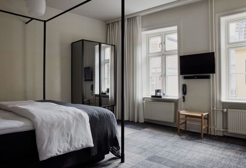 Chambre Supérieure, Danmark