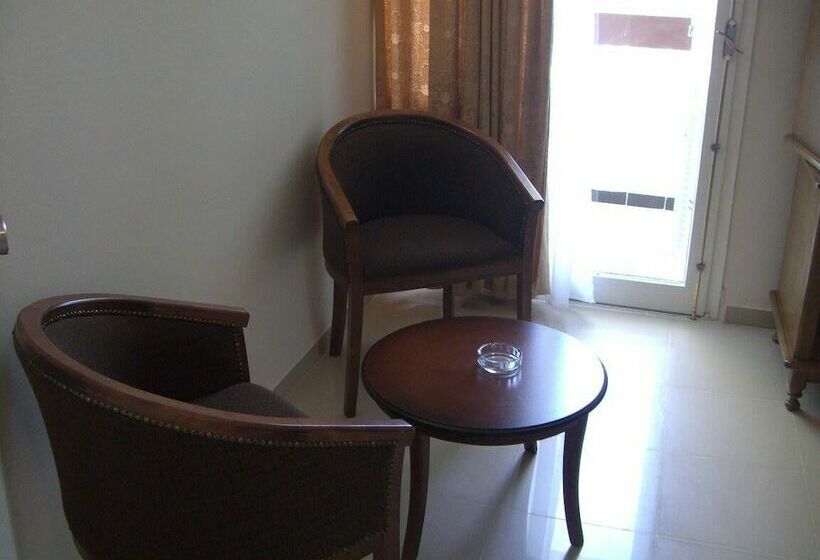 اتاق استاندارد, Mizrana