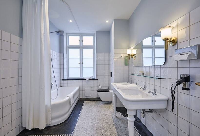 اتاق سوپریور, Randers
