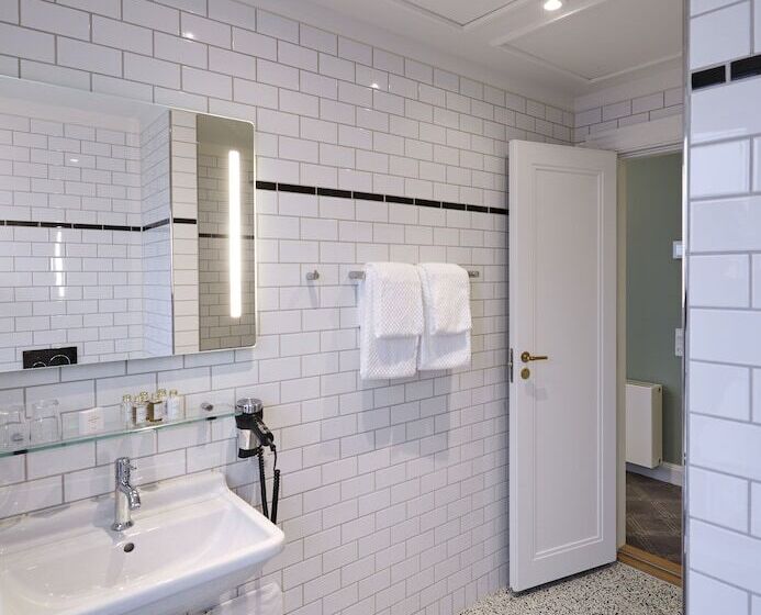 اتاق استاندارد, Randers