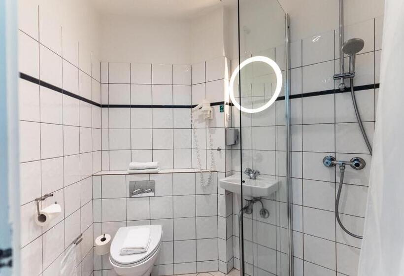 اتاق استاندارد, Go Hotel Saga