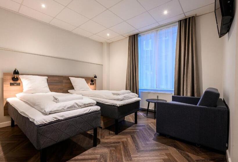 اتاق استاندارد سه نفره, Go Hotel Saga