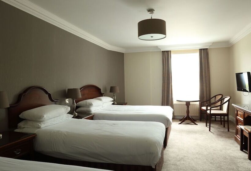 اتاق خانوادگی, Abbey Hotel Donegal