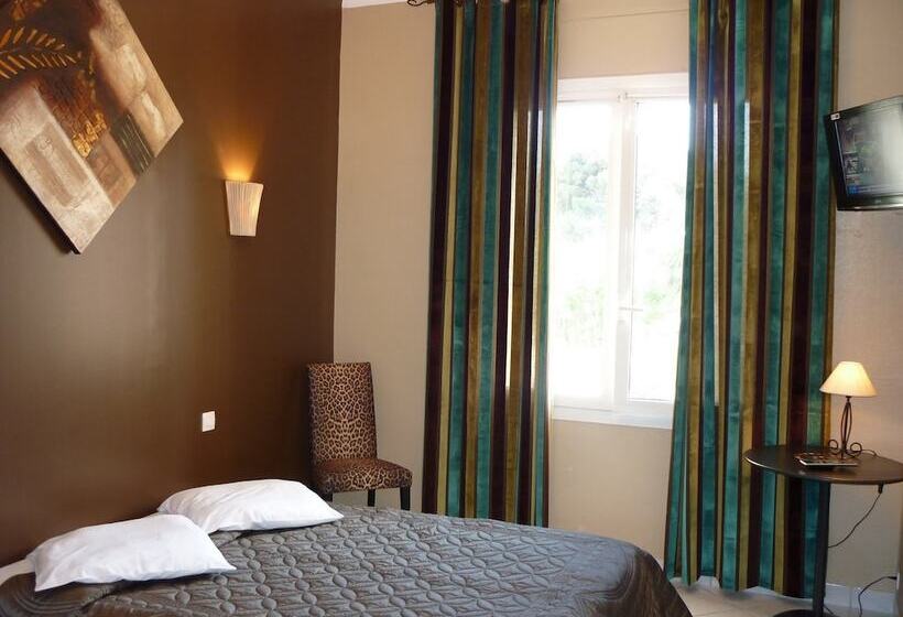 标准间, Adonis Sanary Grand Hôtel Des Bains