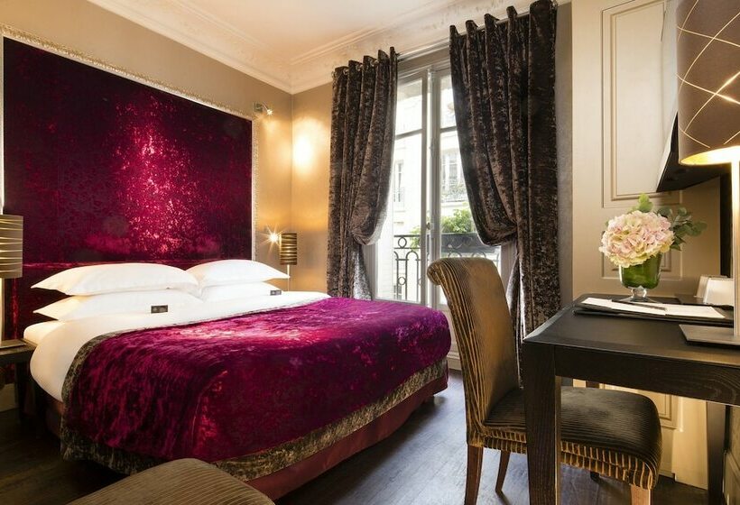 Classic Room, Ares Eiffel