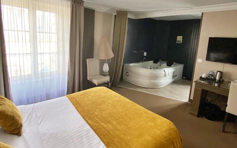 سوییت جونیور, Grand Hôtel Du Luxembourg & Spa