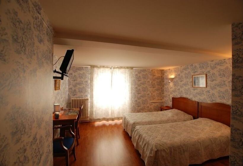 اتاق استاندارد, Logis Grand Hôtel De L Europe