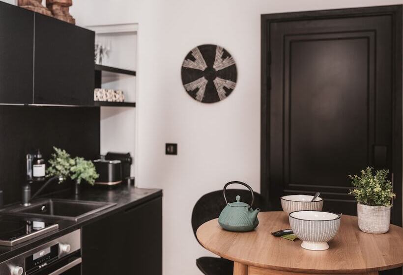 Appartement 1 Chambre, Maisons Du Monde Hotel & Suites   Nantes