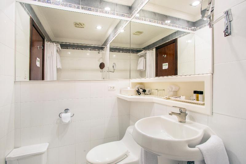 اتاق سوپریور, Quito