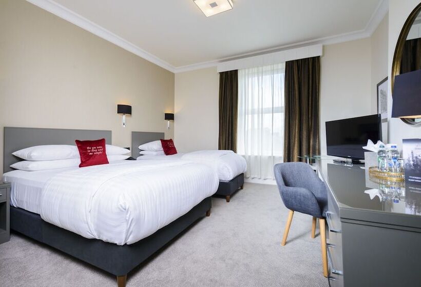 اتاق استاندارد, The Metropole Hotel Cork