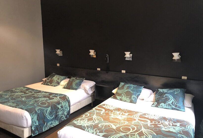 اتاق خانوادگی, Boutique Hôtel Azur
