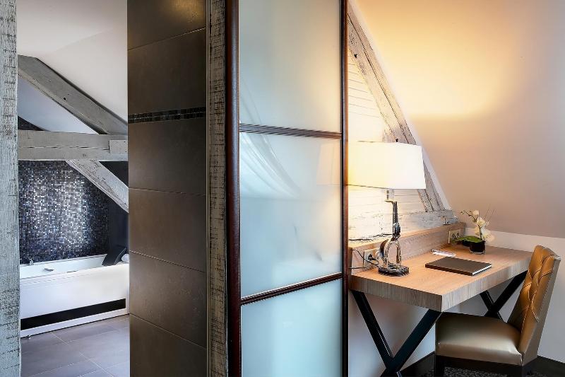 سوئیت با تخت بزرگ, Best Western Premier De La Poste & Spa