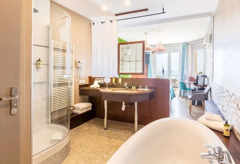 سوییت جونیور با چشم‌انداز دریا, Best Western Plus Hôtel La Rade