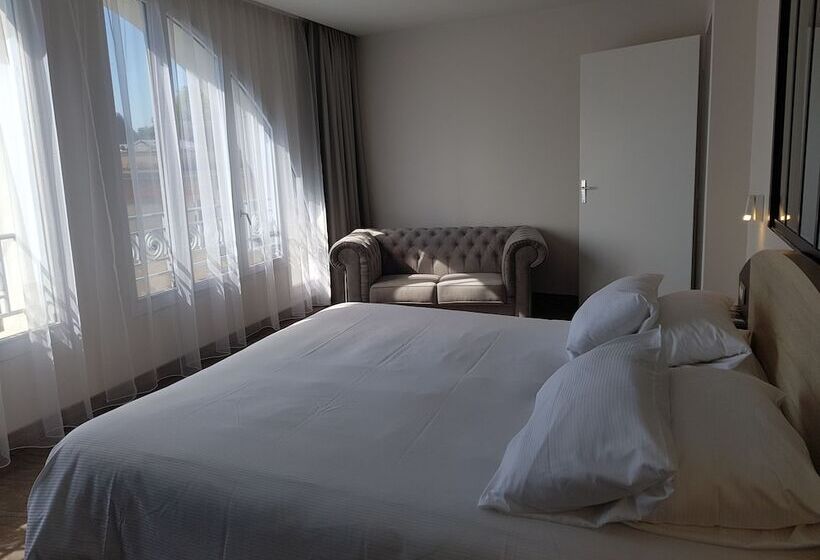 سوییت لوکس, Brit Hotel De Grignan Vichy