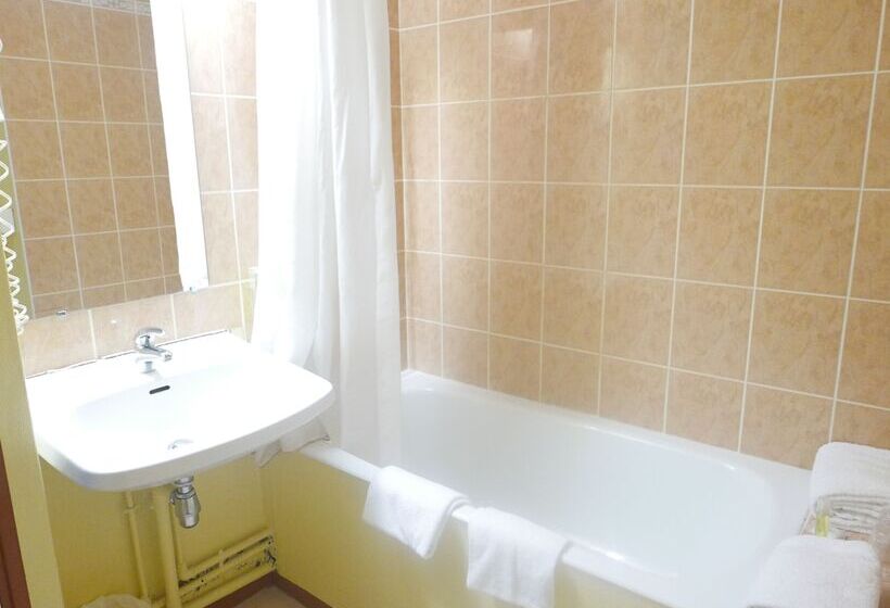 اتاق استاندارد, Brit Hotel Poitiers Beaulieu