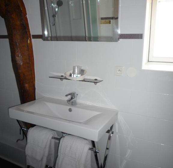 اتاق سوپریور, Cit Hôtel Le Plantagenet