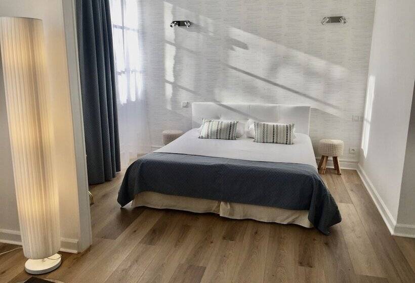 اتاق استاندارد, Cit Hôtel Le Plantagenet