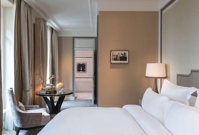 Deluxe Room, De Crillon