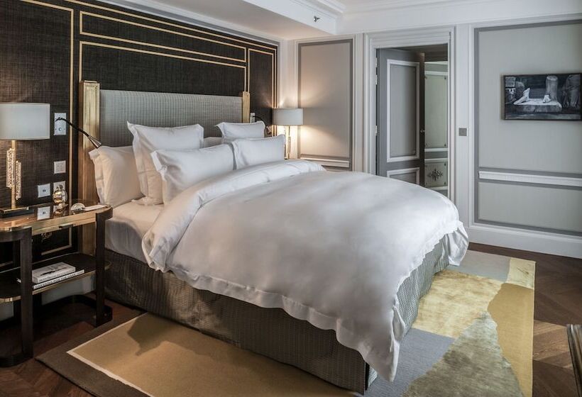 Quarto Premium, De Crillon