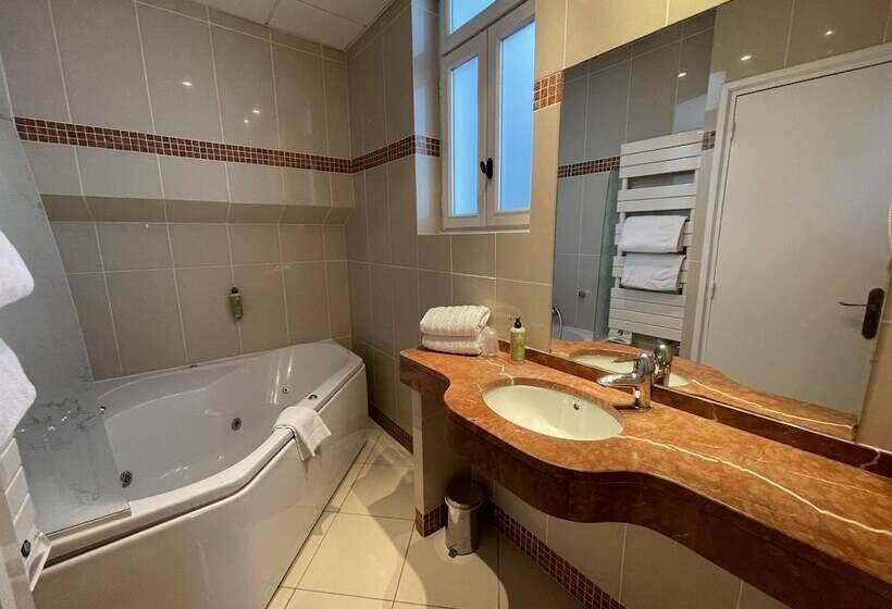 اتاق پرستیژ, Hôtel France Et Chateaubriand